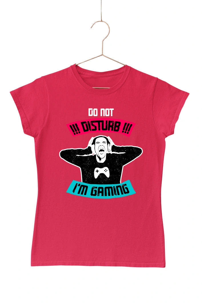 Do Not Disturb I'm Gaming Women's Tshirt (Red, S)