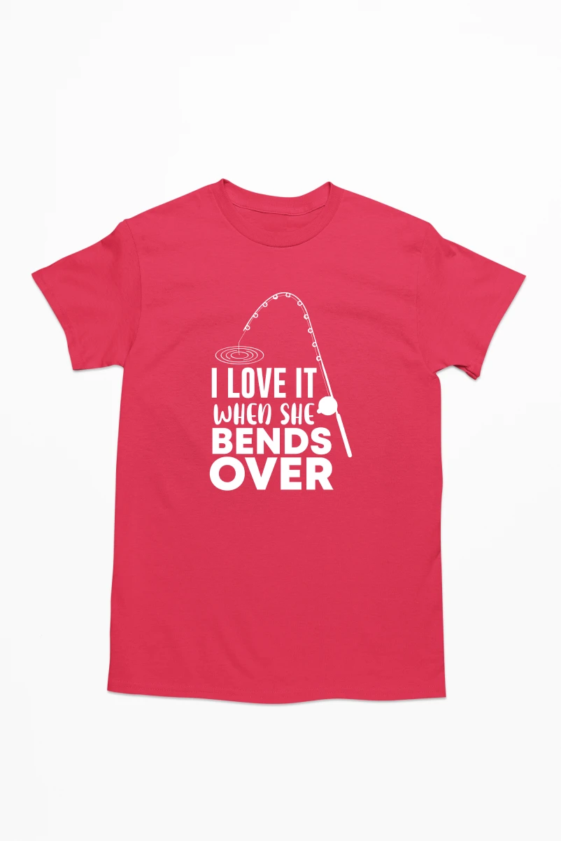 I Love It When She Bends Over Men's Tshirt (Red, S)